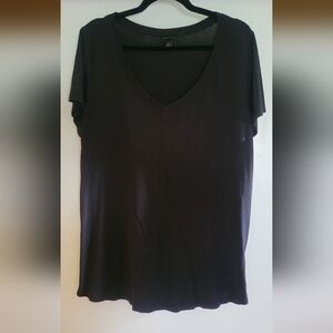 Torrid Black V-Neck Short Sleeve Top